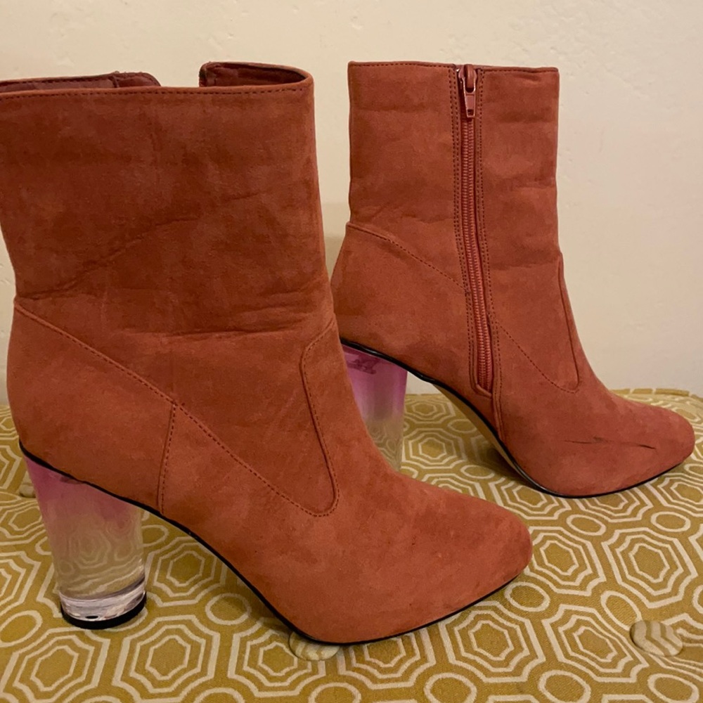 Asos M Suede like Heeled Mauve Booties Boots Pink clear Lucite Ombré Round Toe 6